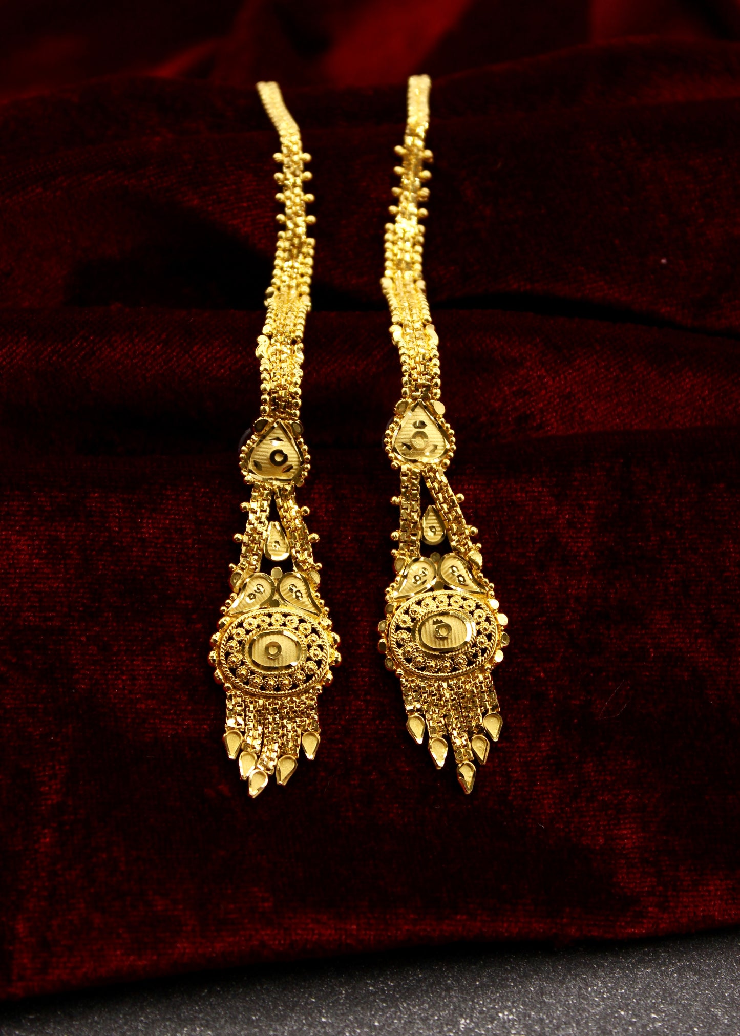 GORGEOUS GOLDEN EARRINGS