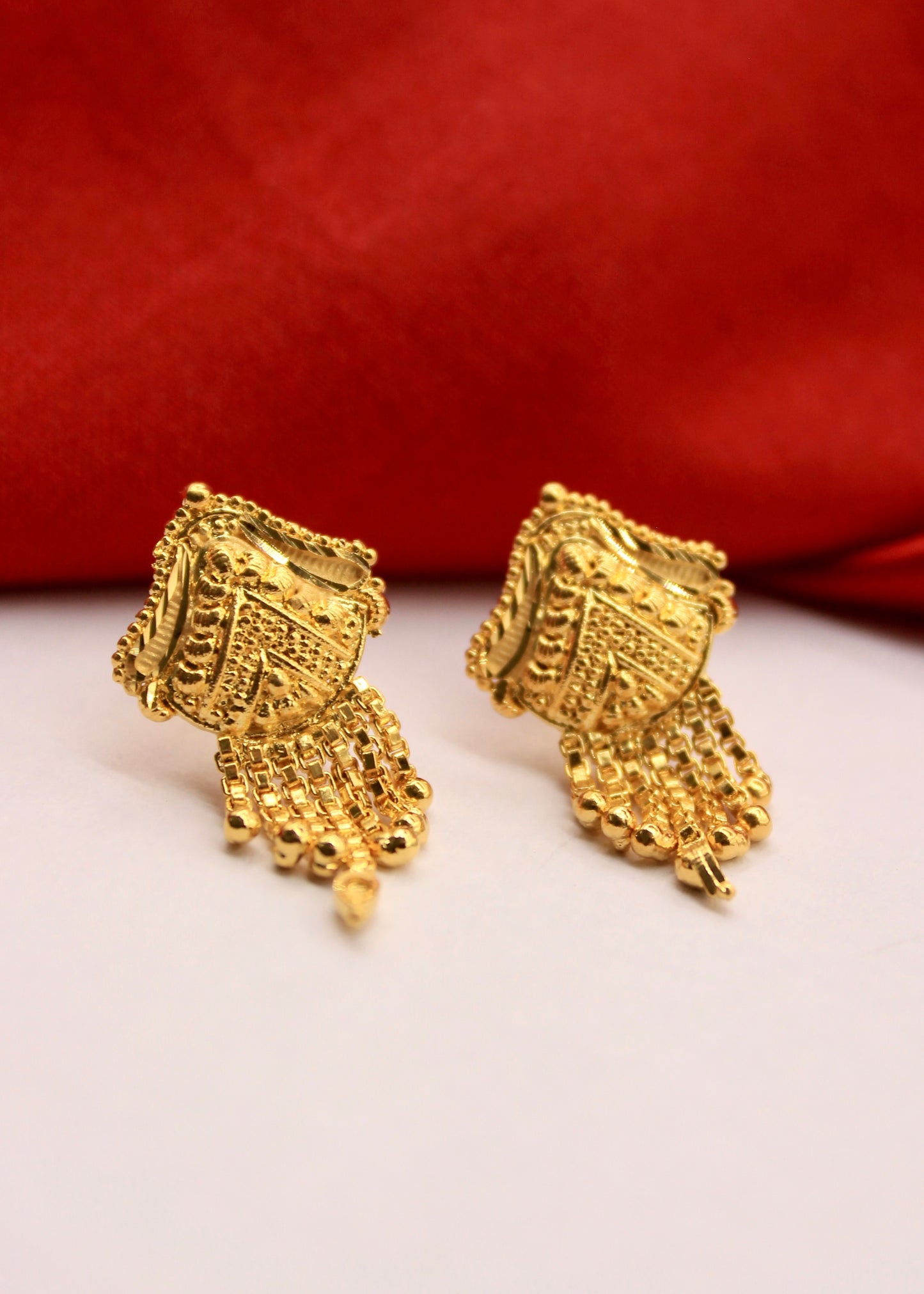 TEXTURED GOLDEN EARRINGS