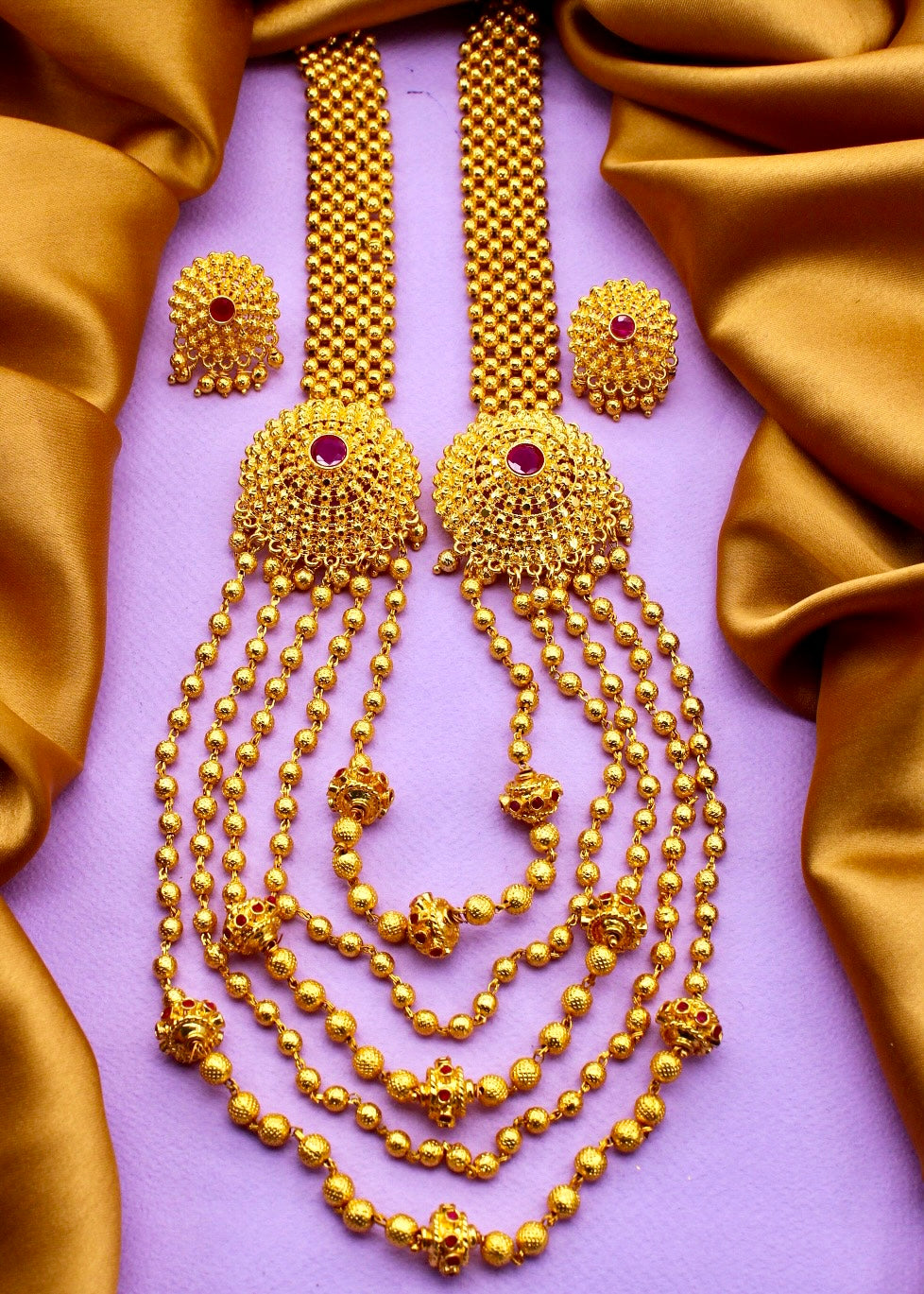 ALLURING MALHAR NECKLACE