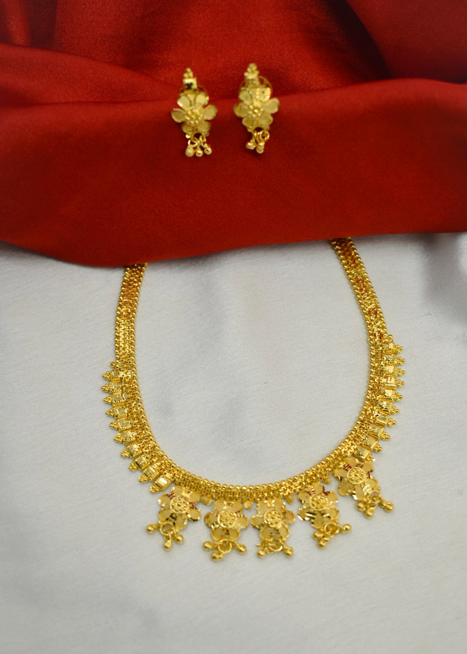 FLORET DESIGNER NECKLACE