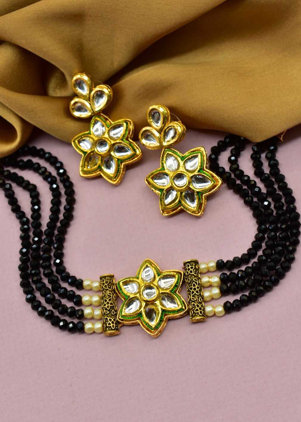 FLORET KUNDAN NECKLACE
