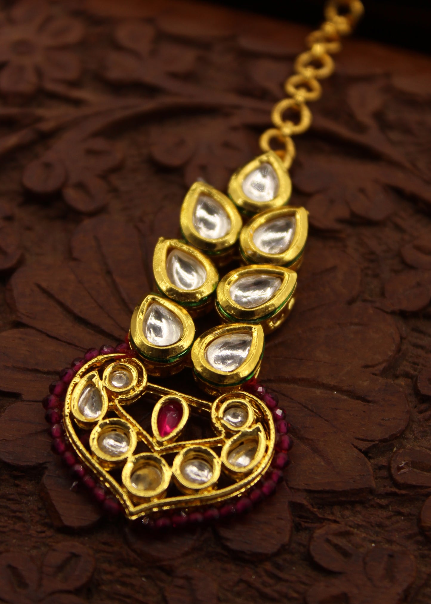 EXCLUSIVE DESIGNER BINDI