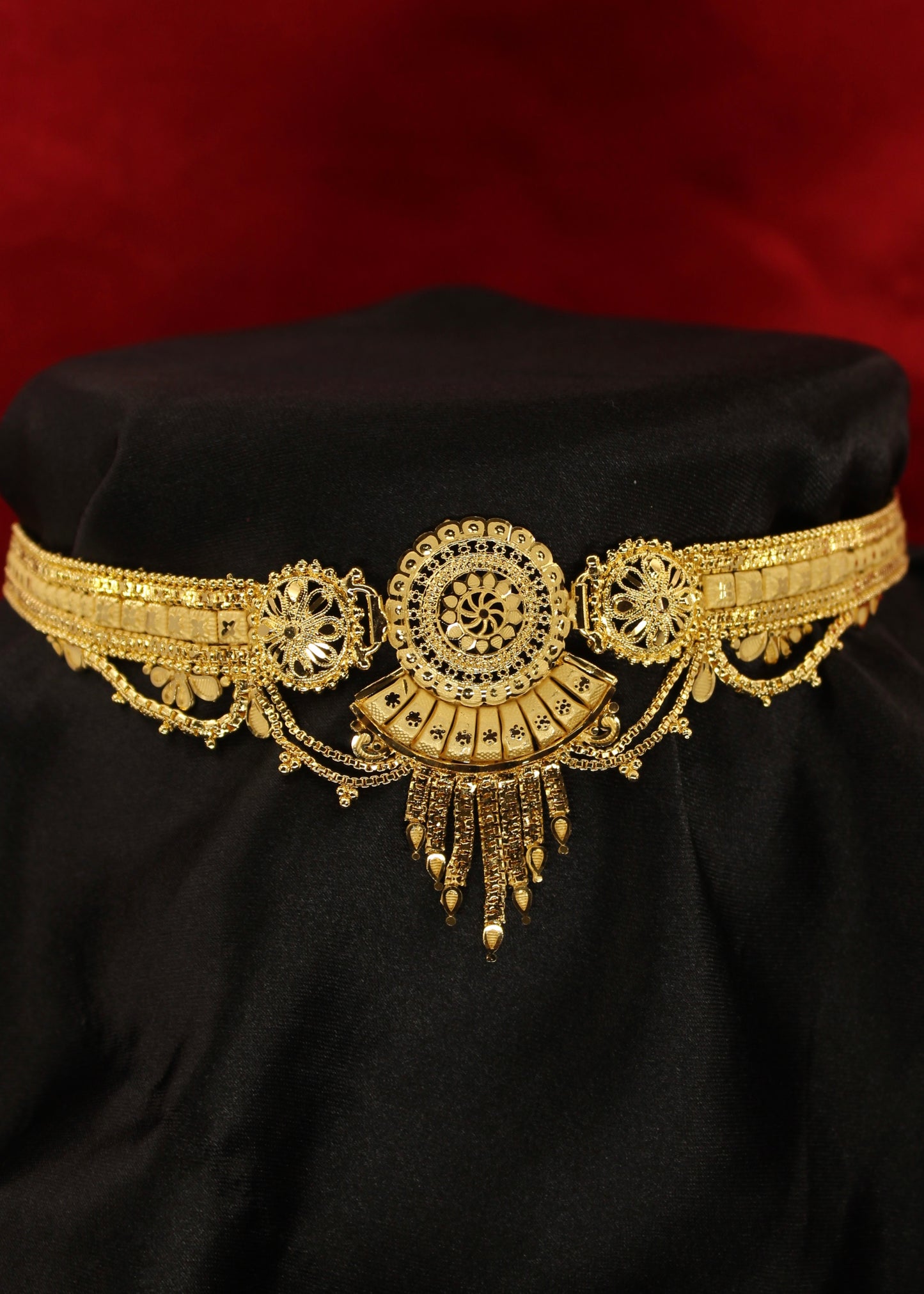 ROYAL GOLD PLATED MEKHALA