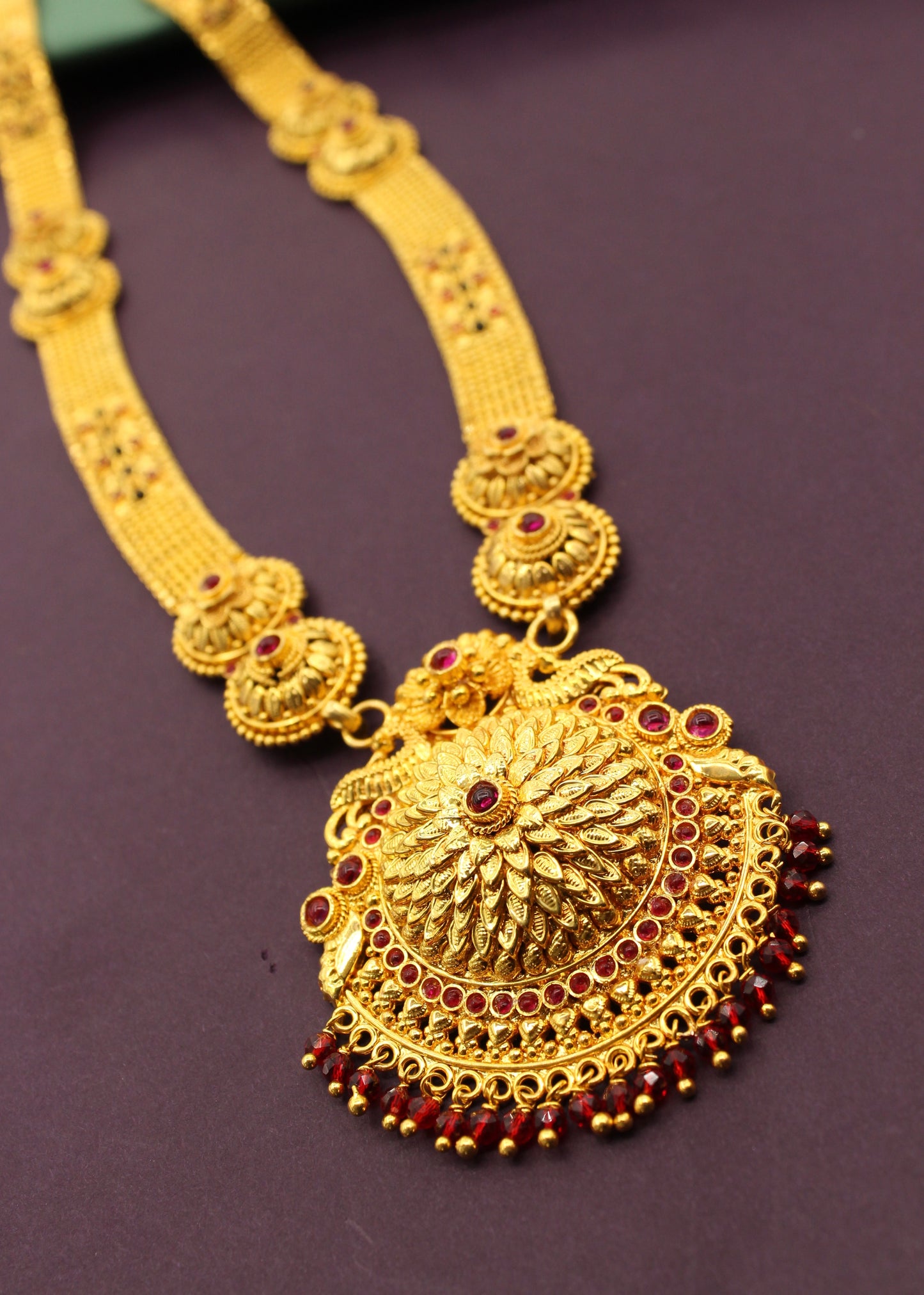 MAJESTIC PEACOCK WITH FLOWERET MANGALSUTRA