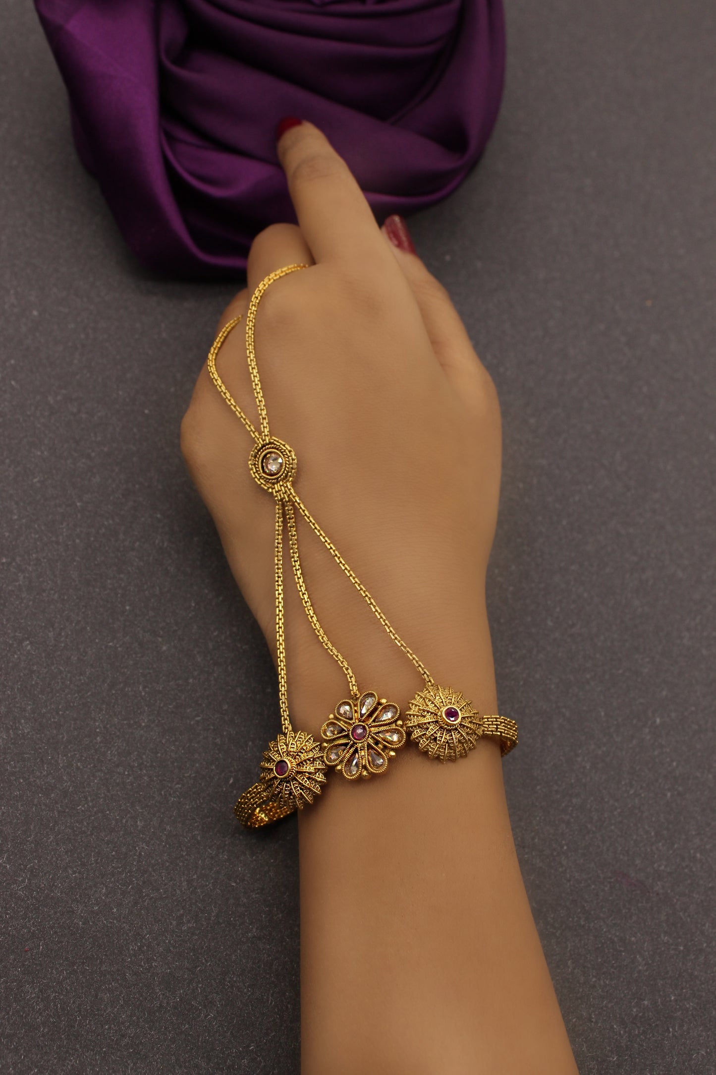 IMPRESSIVE ANTIQUE HAATPAN