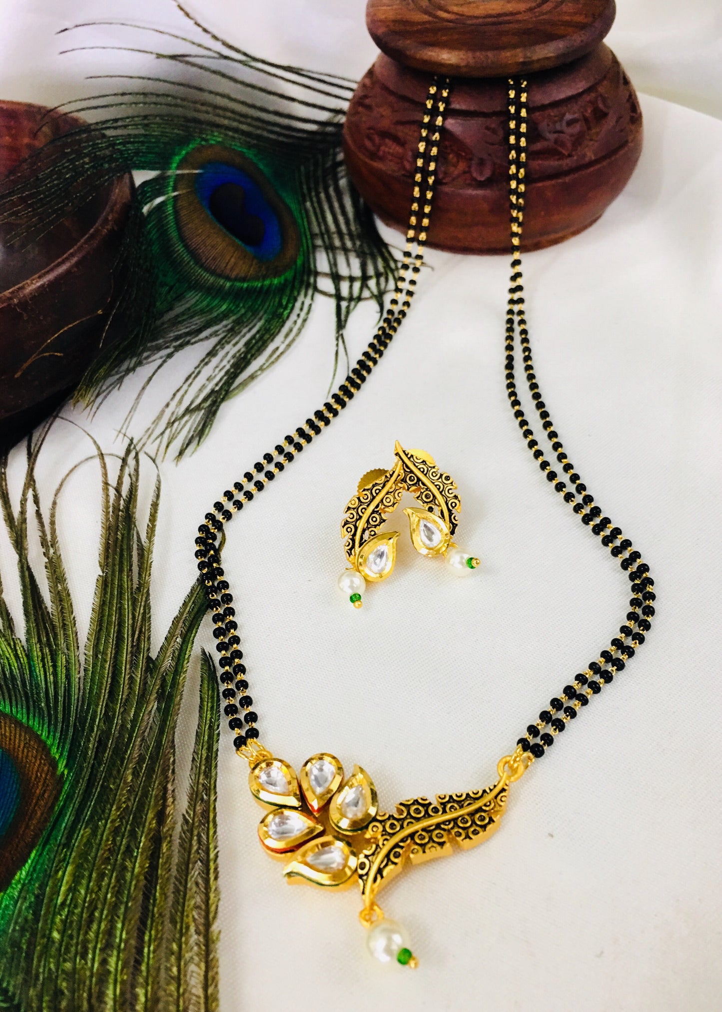 LEAF KUNDAN MANGALSUTRA