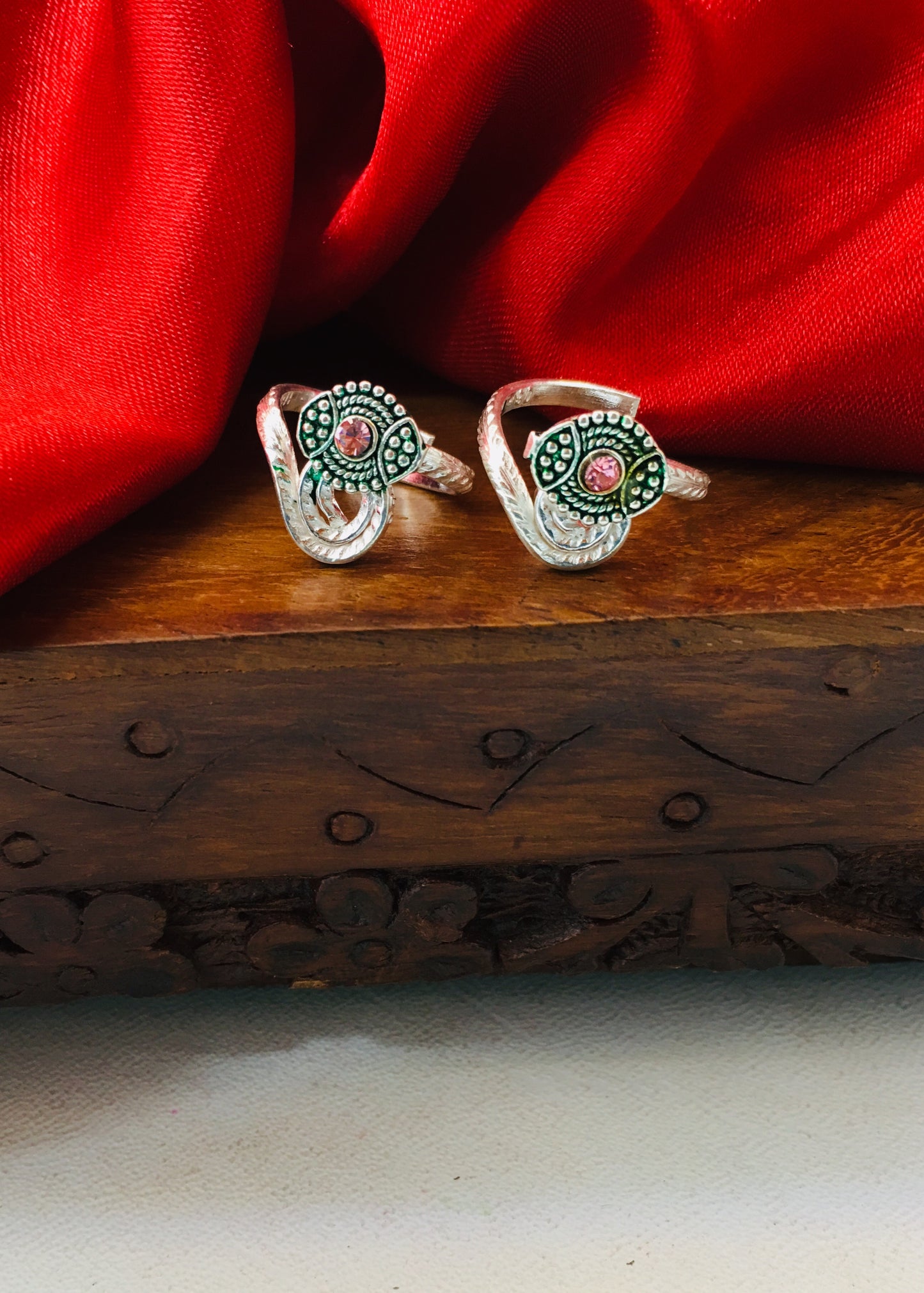 PINK STONE DESIGN SILVER JODAVI