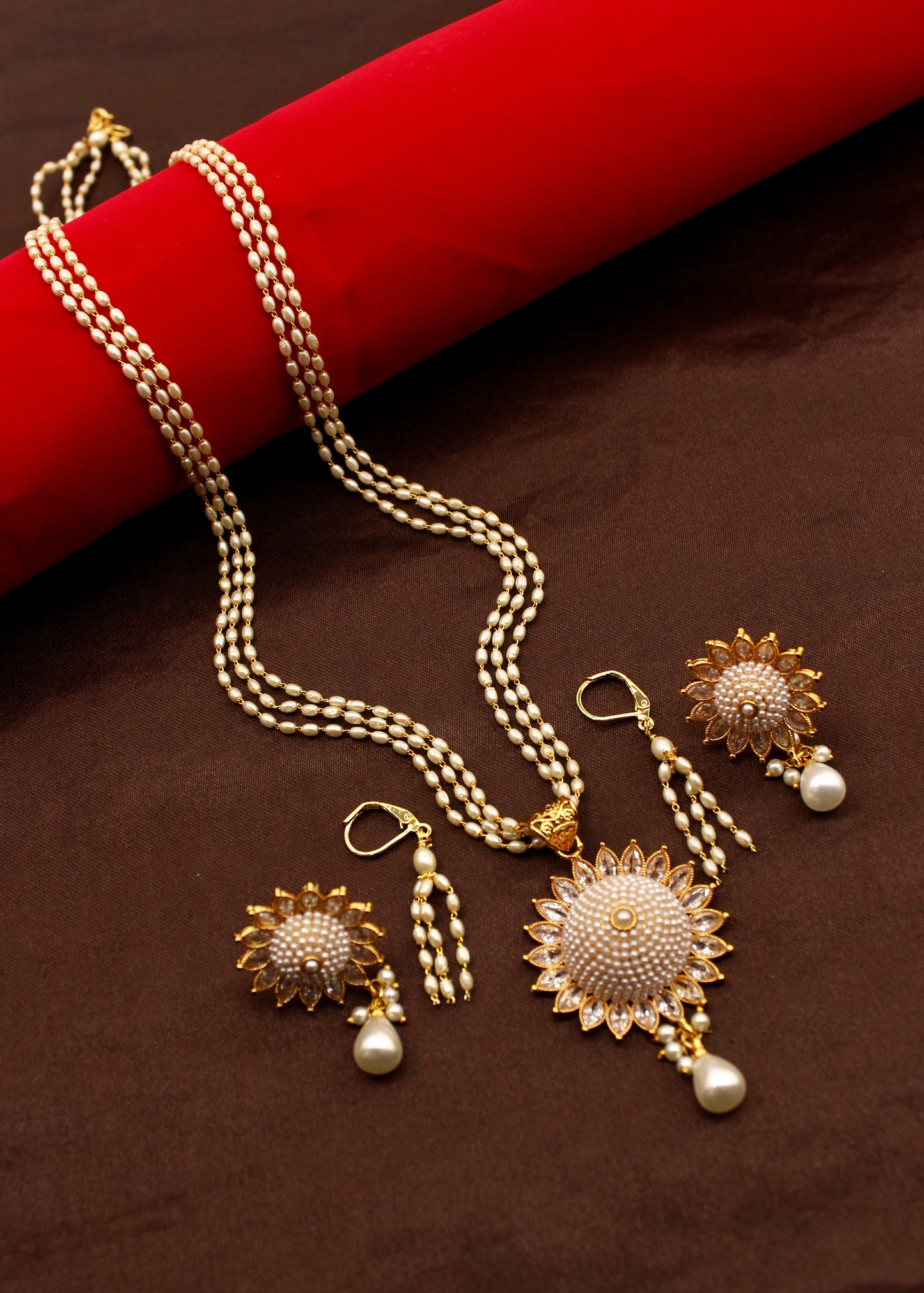 CLASSIC FLORET MOTI NECKLACE