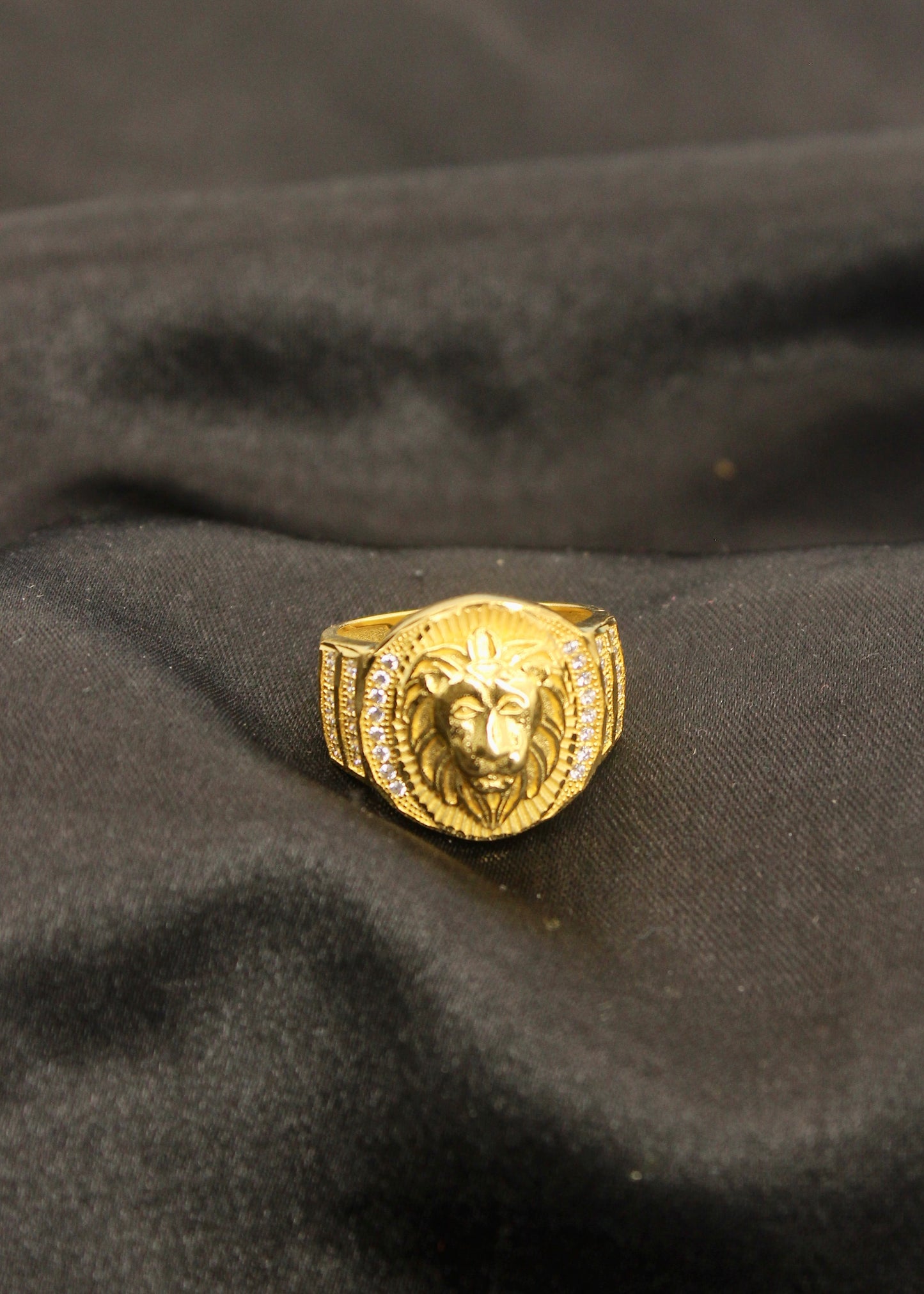 LION DESIGN MEN'S GOLD PLATED RING