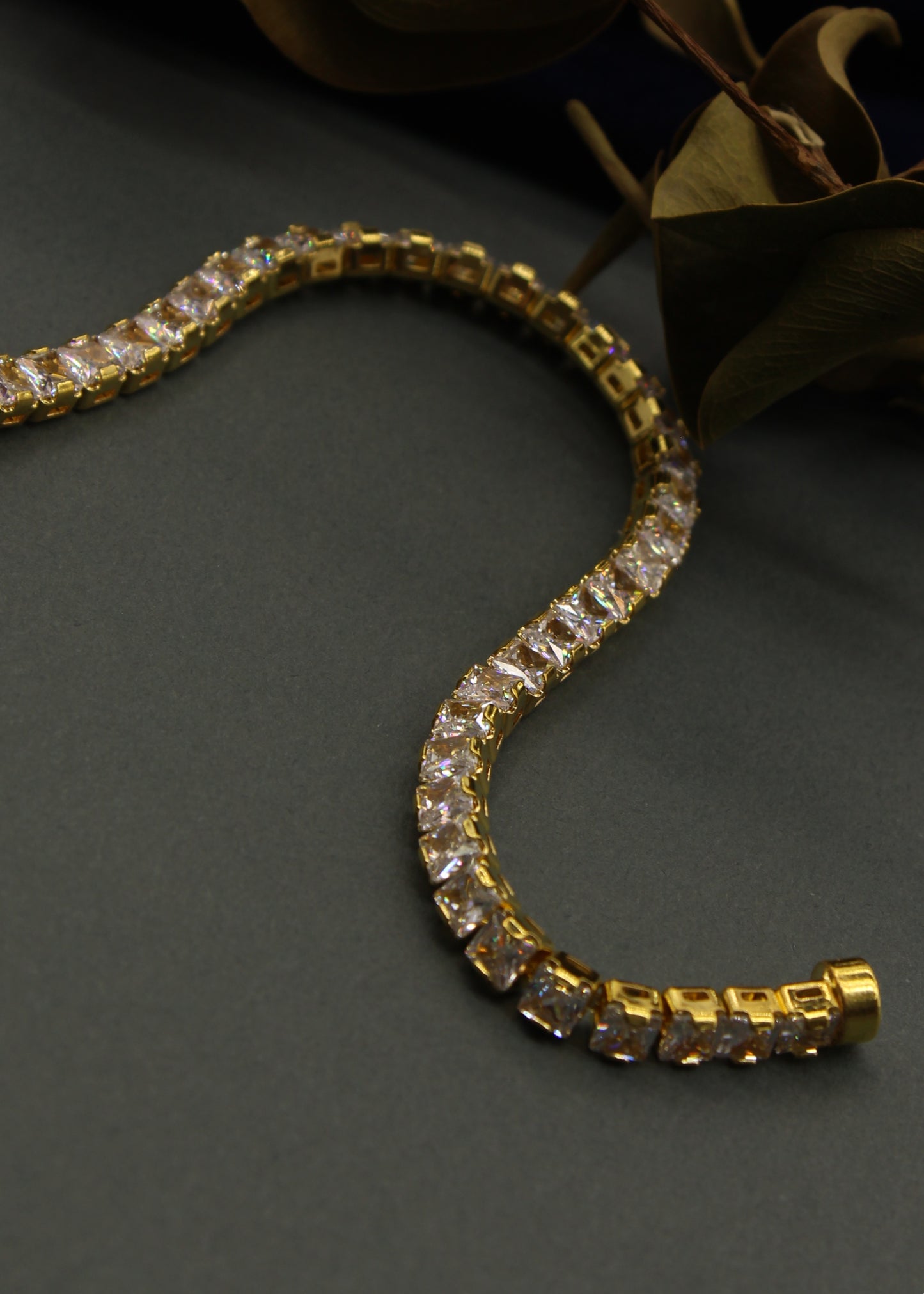 SQUARE DESIGNER BRACELET