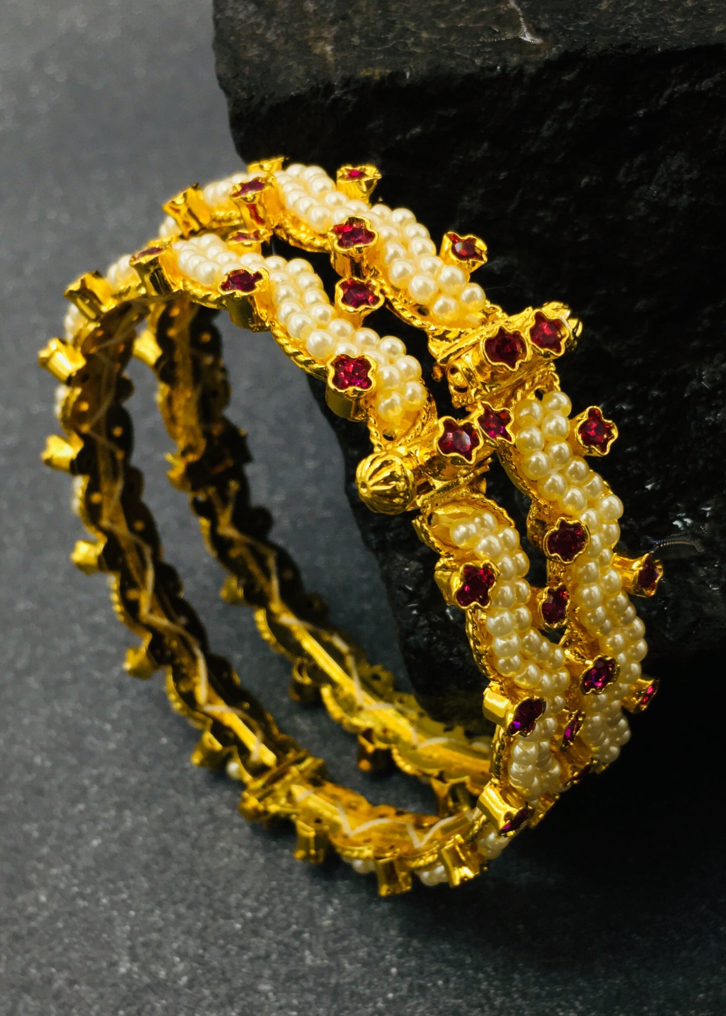 BEAUTIFUL PEARL BANGLES