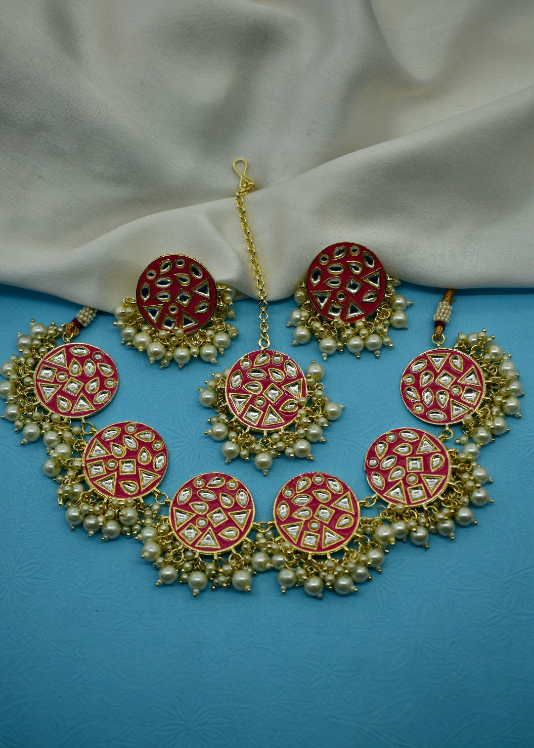 GEOMETRIC KUNDAN NECKLACE