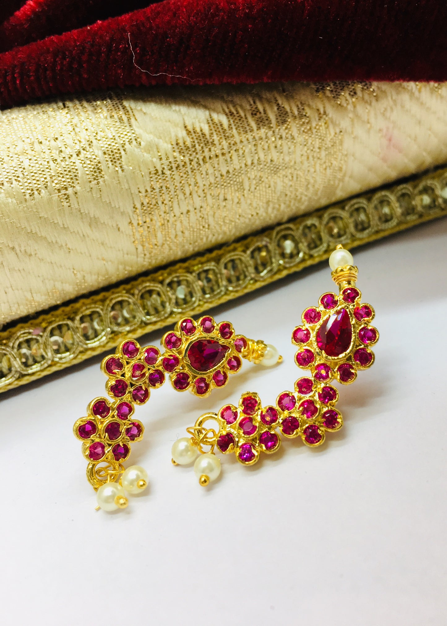 DROPLET SHAPE EARRINGS