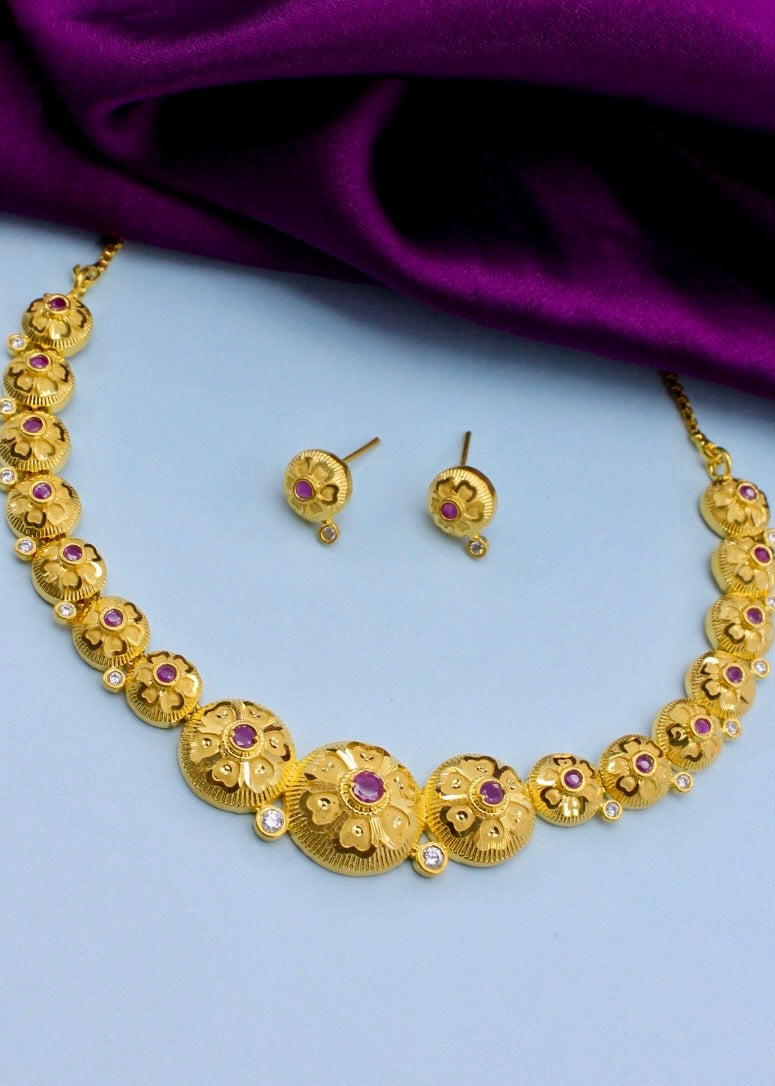 DAZZLING DESIGNER NECKLACE