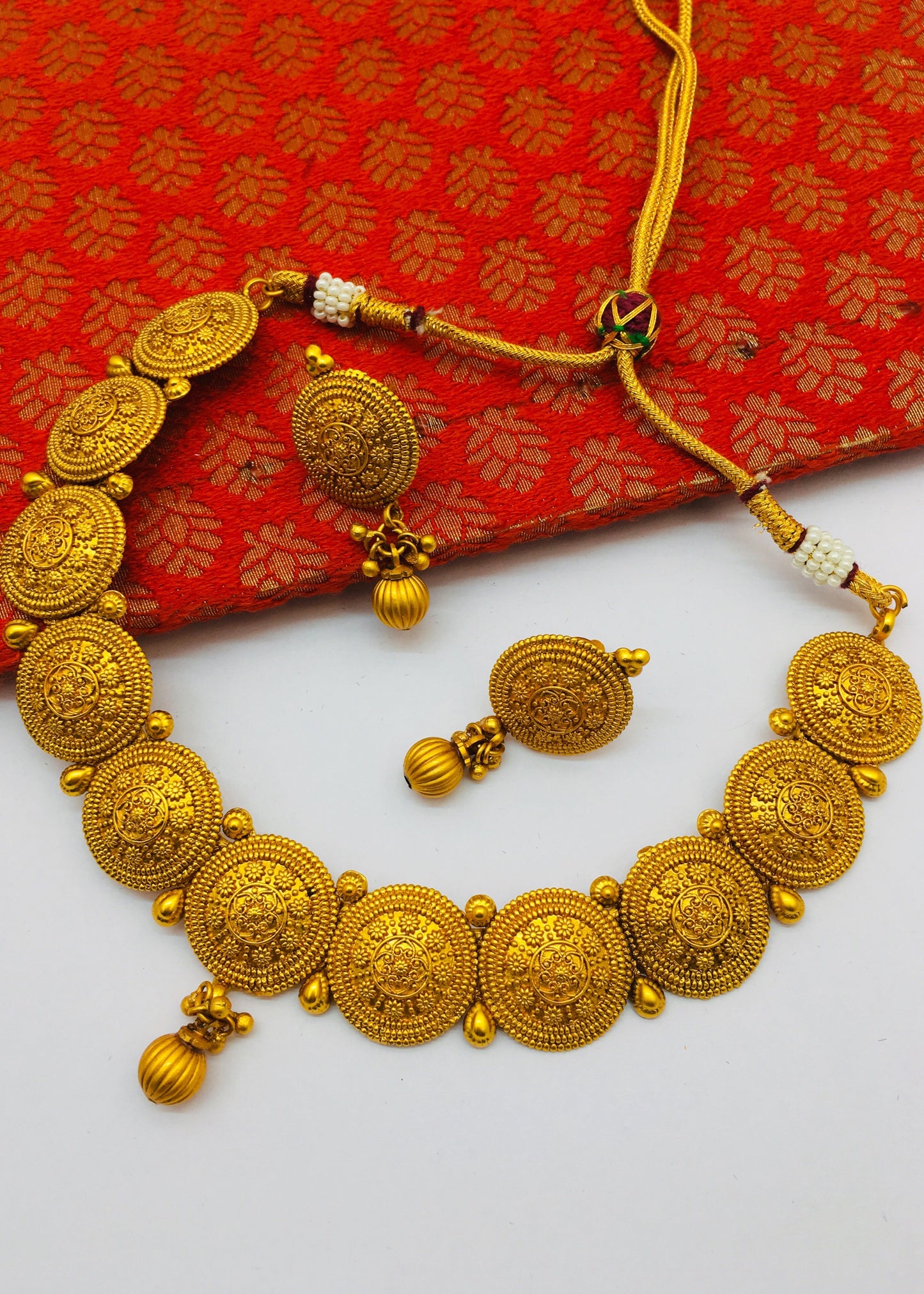 ROUND SHAPE DESIGNER NECKLACE