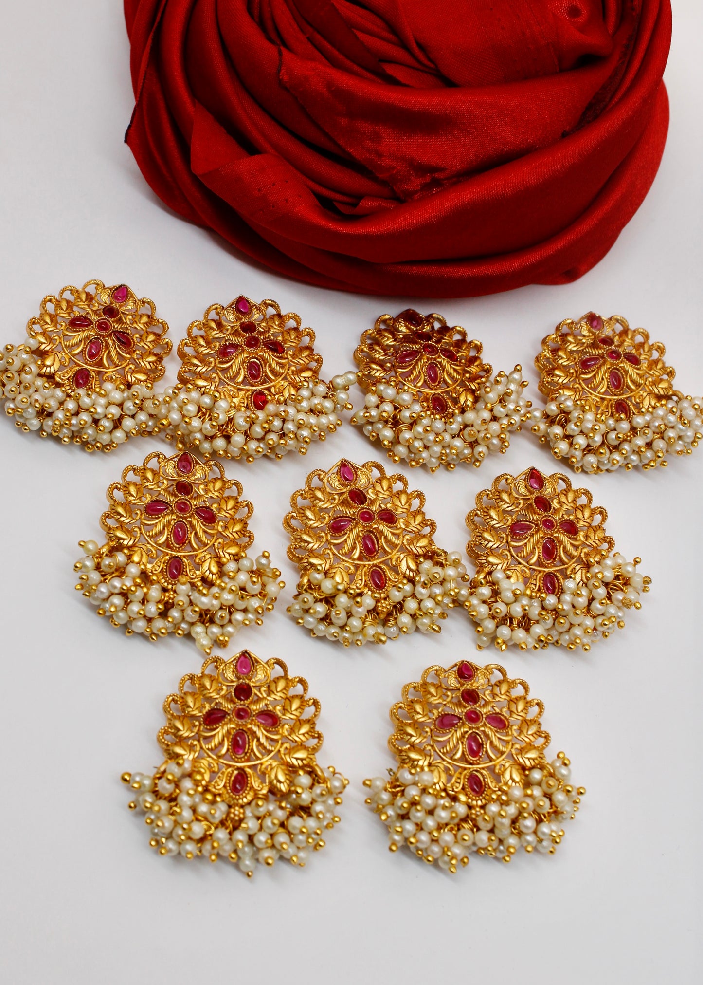 ECLECTIC PESHWAI VENI