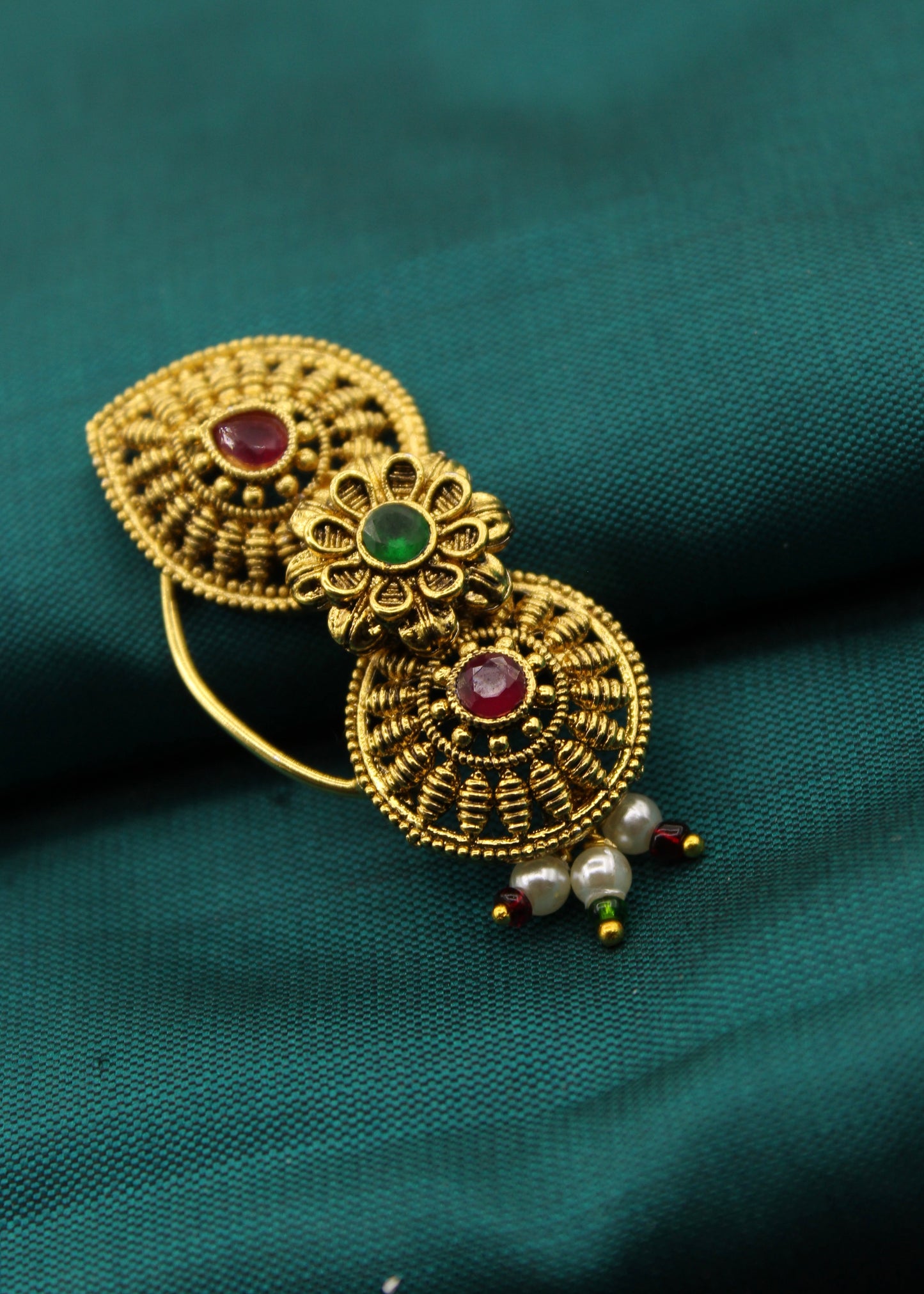 OPULENT TRADITIONAL NATH