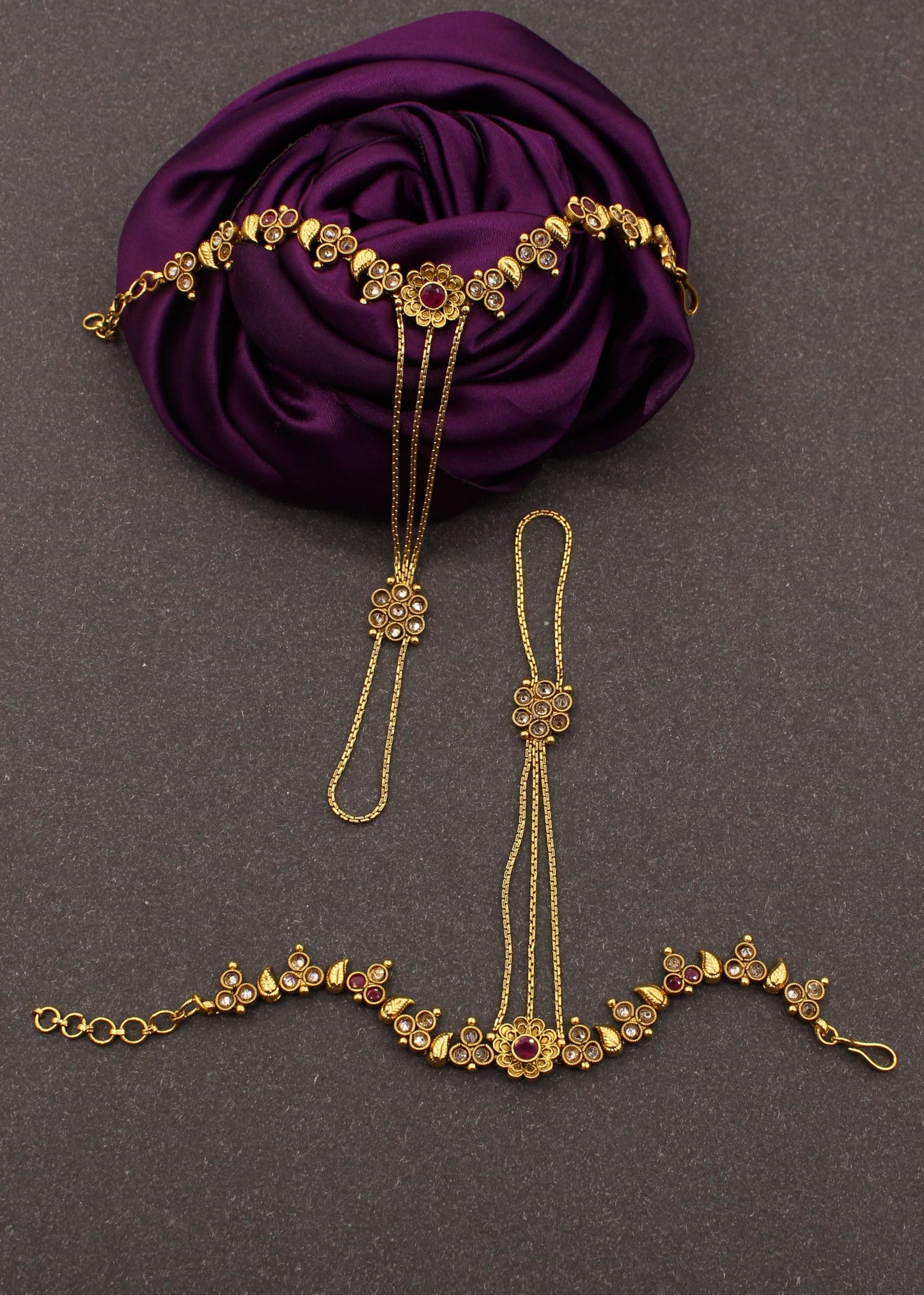 GRACEFUL DESIGNER HAATPAN