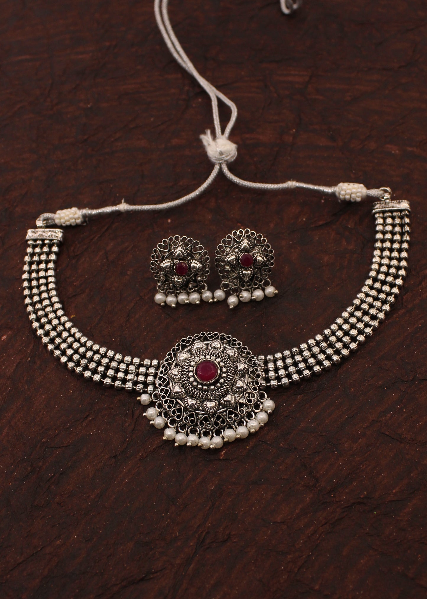 HEART SHAPE DESIGNER CHOKER