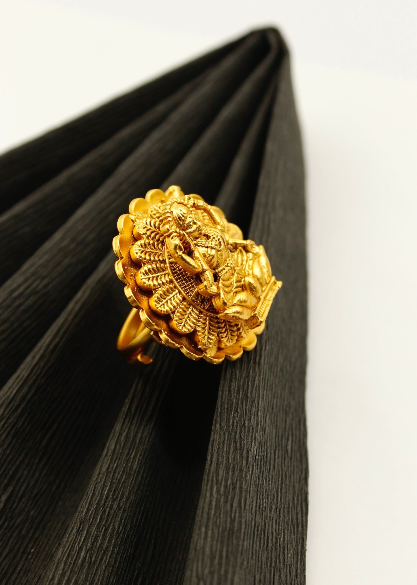 GODDESS LAXMI PESHWAI RING