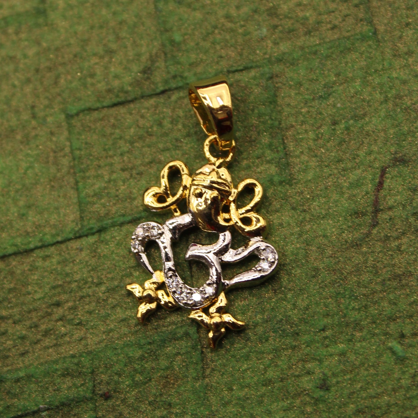 OMKAR GANESH PENDANT