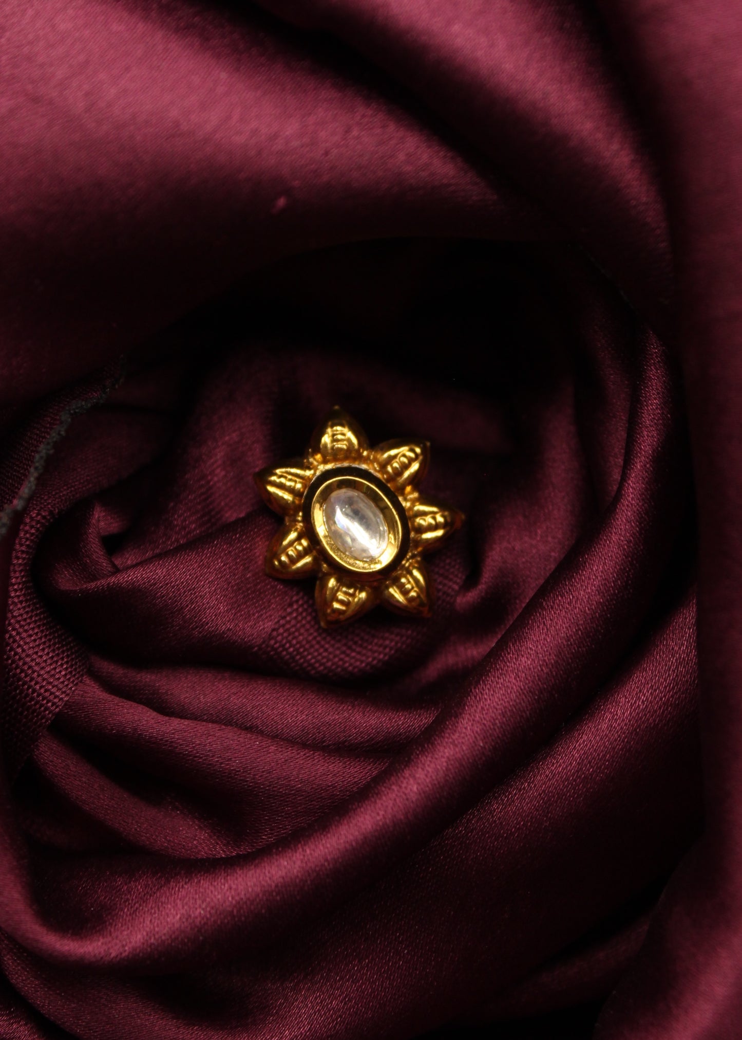 FLORAL INSPIRED NOSE PIN