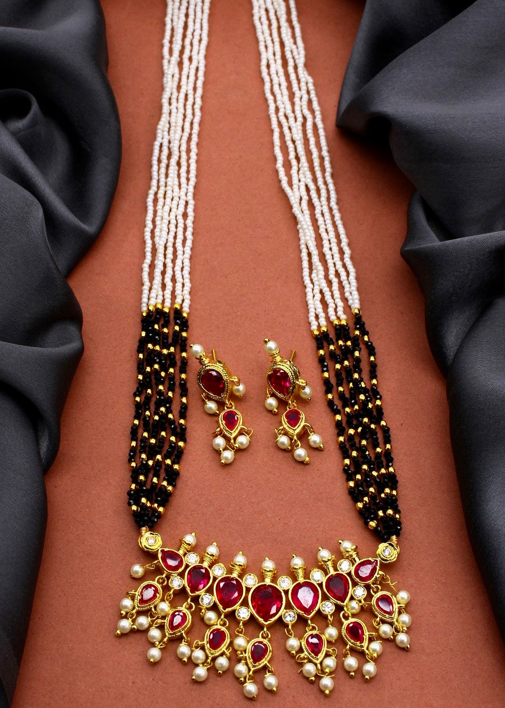 MULTI COLOUR TANMANI NECKLACE