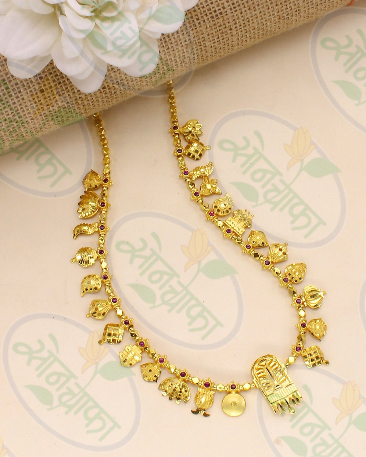 SOUTH INDIAN NECKLACE