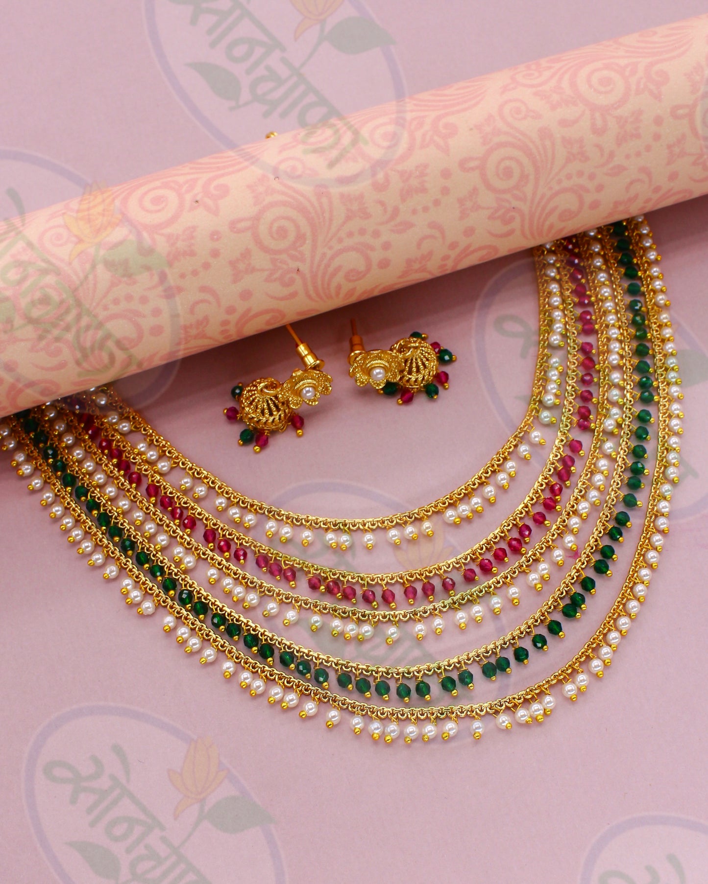 IMPRESSIVE ANTIQUE NECKLACE