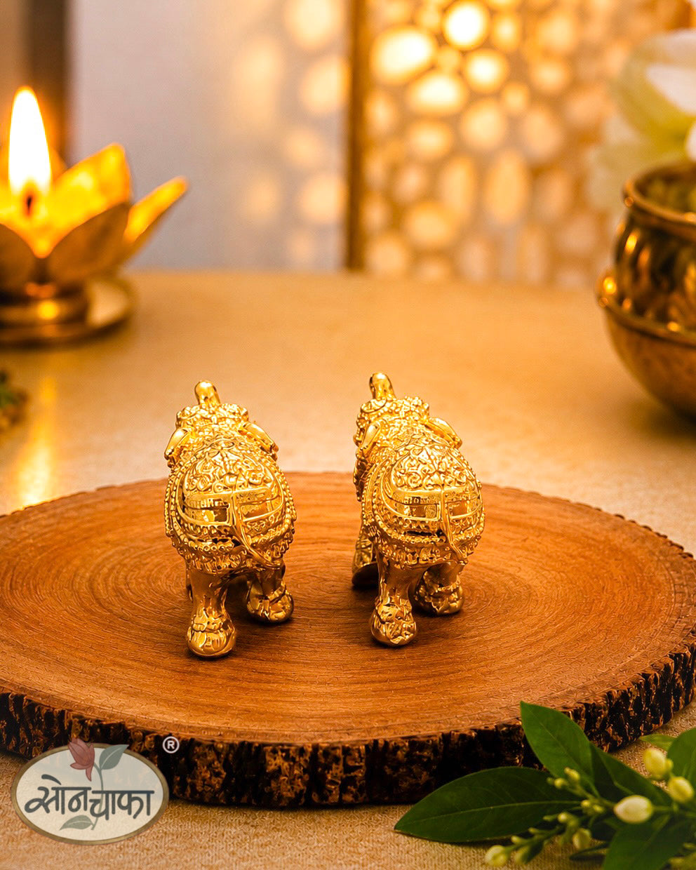 DAZZLING GOLDEN GAJANTLAKSHMI