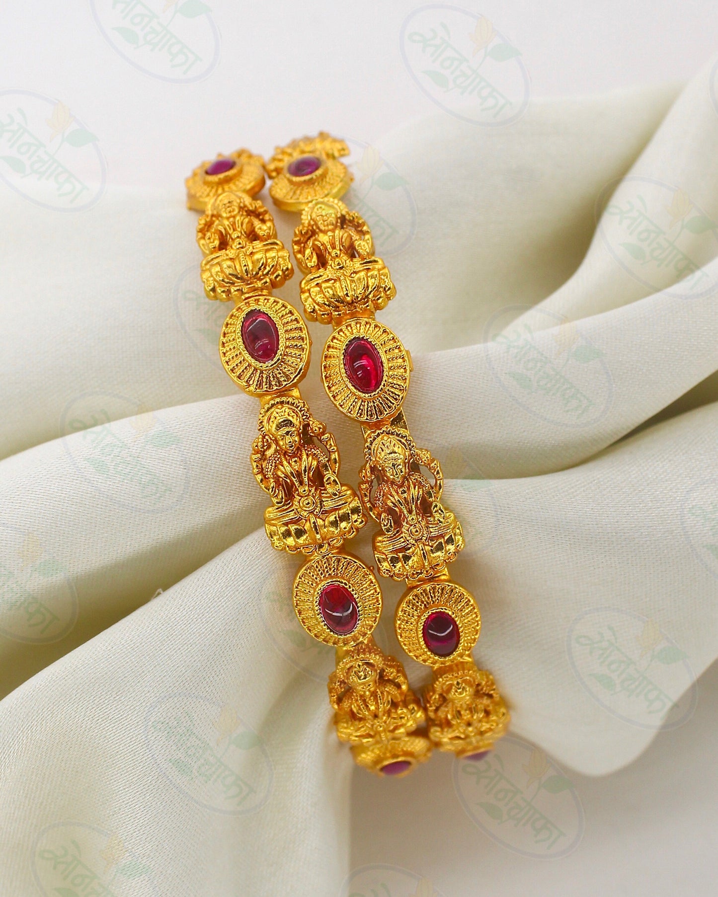 TEMPLE DESIGNER BANGLES