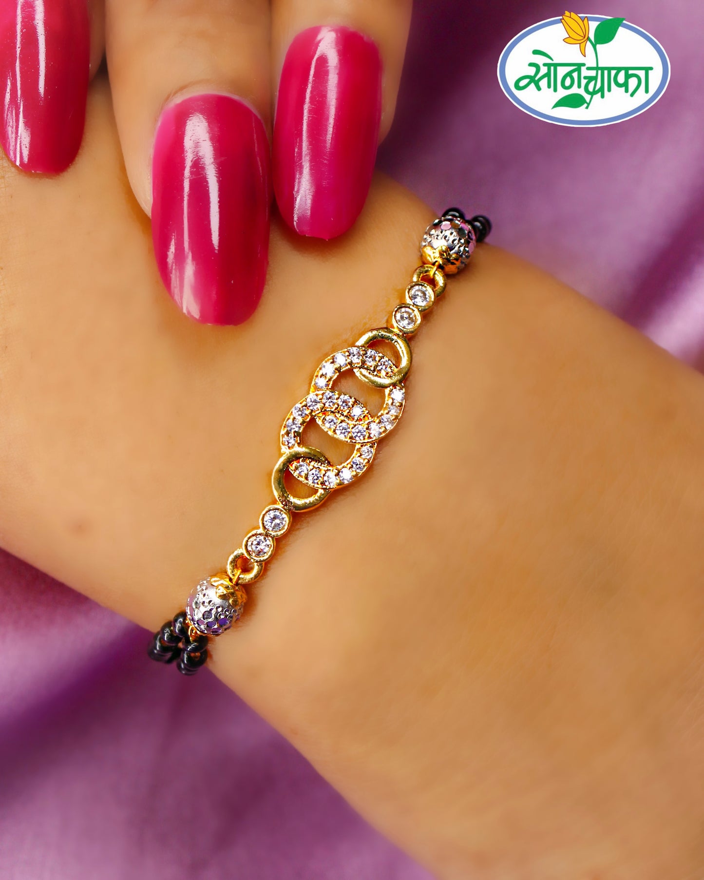 CIRClE DESIGNS BRACELET