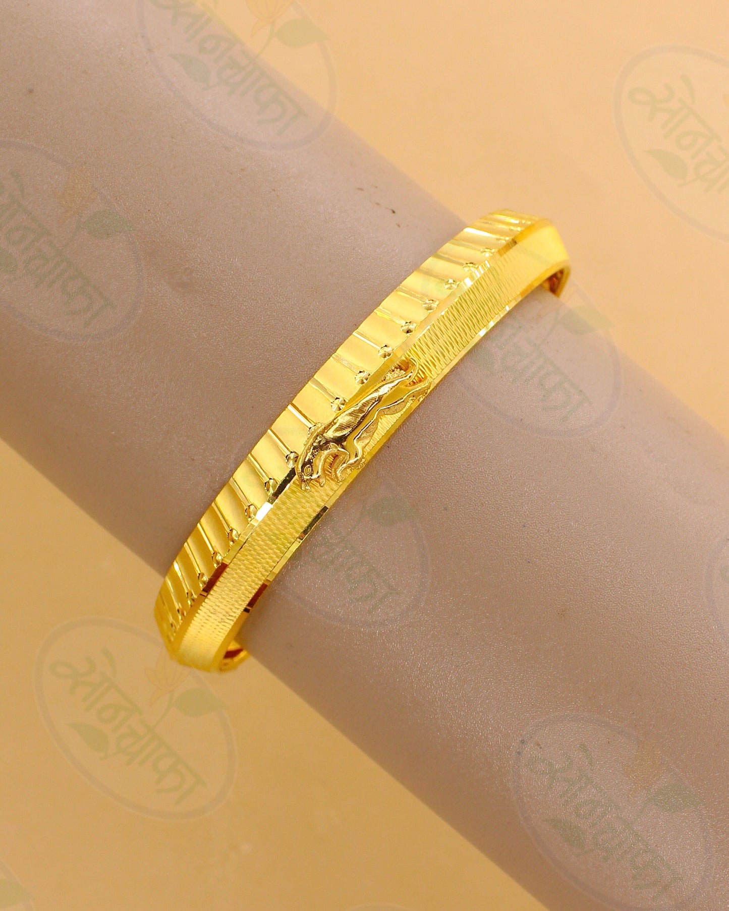 STUNNING GOLD PLATED KADA