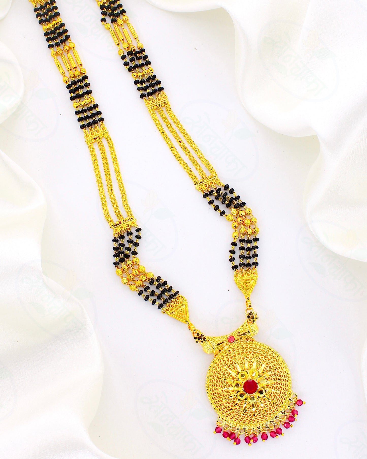 VERY CLASSY MANGALSUTRA