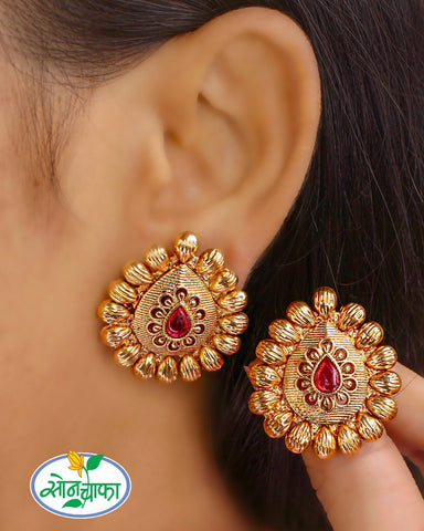 CLASSY DROPLET STYLE ANTIQUE EARRINGS