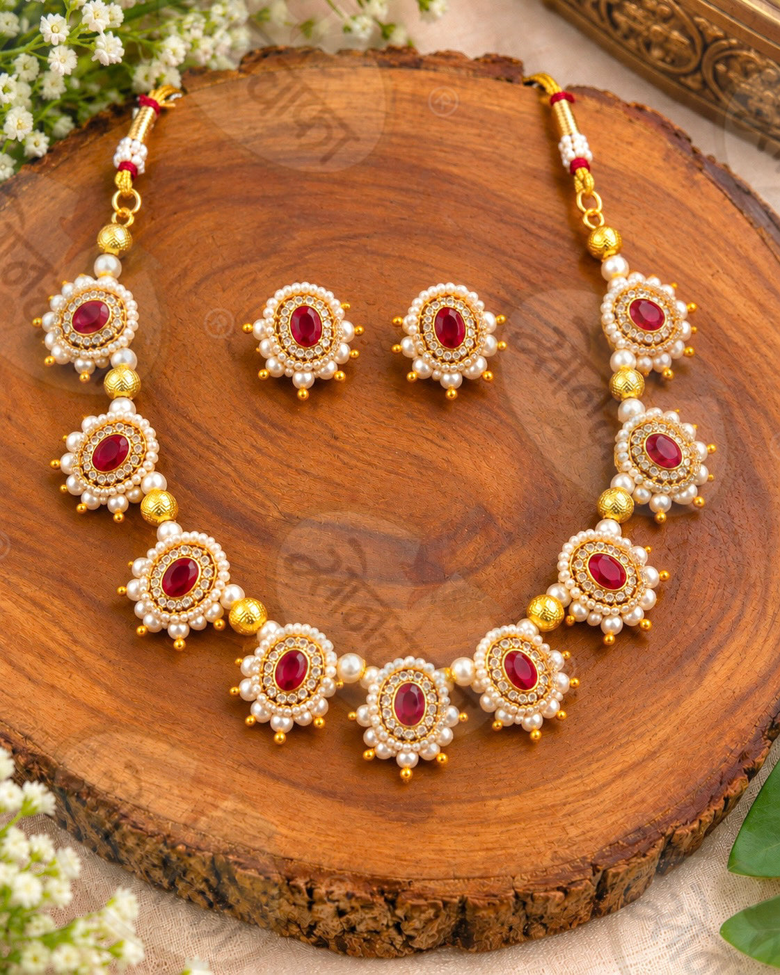 CLASSY DESIGNER NECKLACE