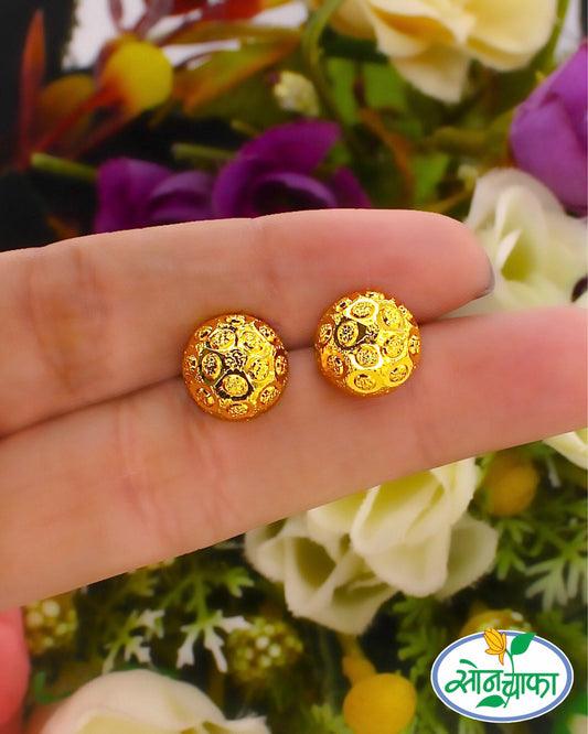 GORGEOUS GOLD PLATED EAR-STUDS