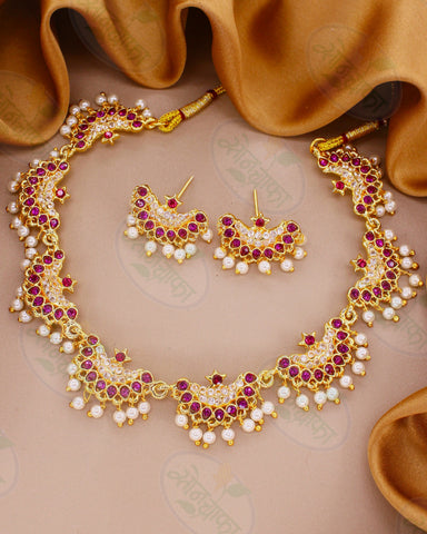 ELEGANT HALF-MOON DESIGNER PEARL NECKLACE