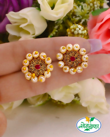 FLORAL CHARM PEARL EARRINGS