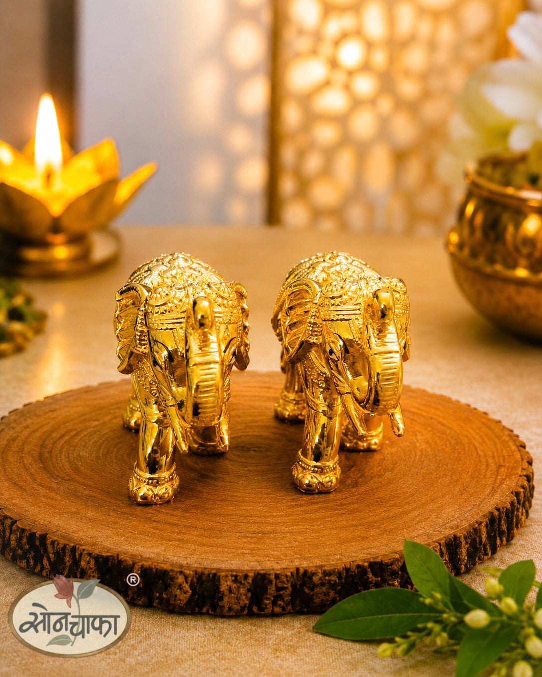 DAZZLING GOLDEN GAJANTLAKSHMI