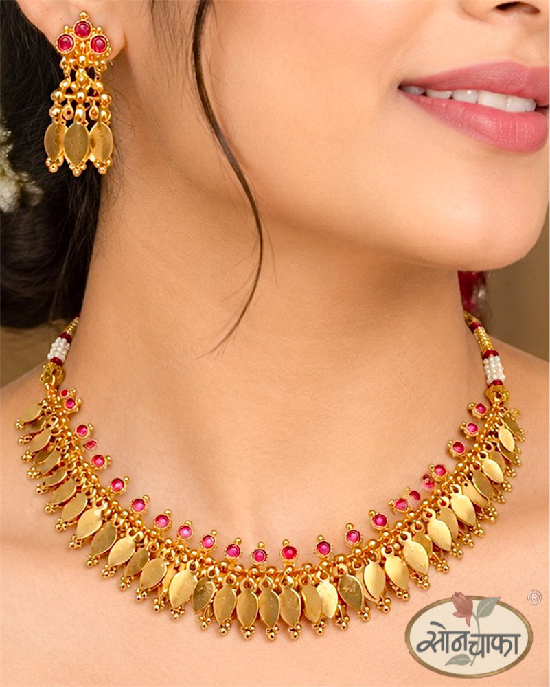 KEMP STONE DESIGNER CHOKAR SET