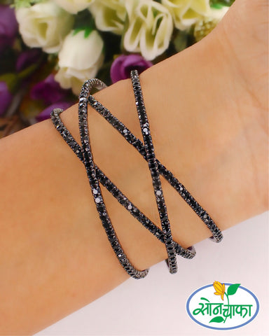 DESIGNER BLACK BEADS BRACELATE