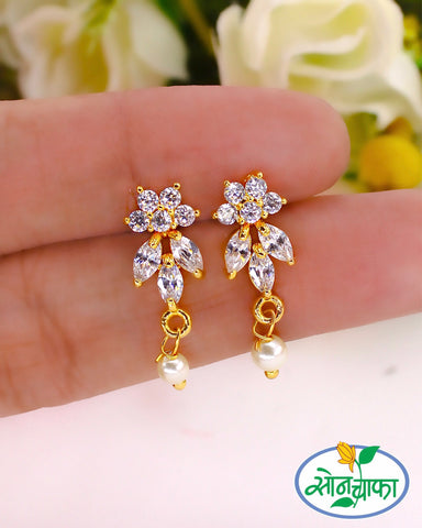 STUNNING LITTLE FLOWER DIAMOND EARRINGS