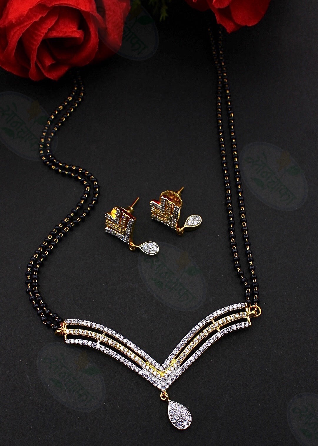 CLASSIC DIAMOND MANGALSUTRA