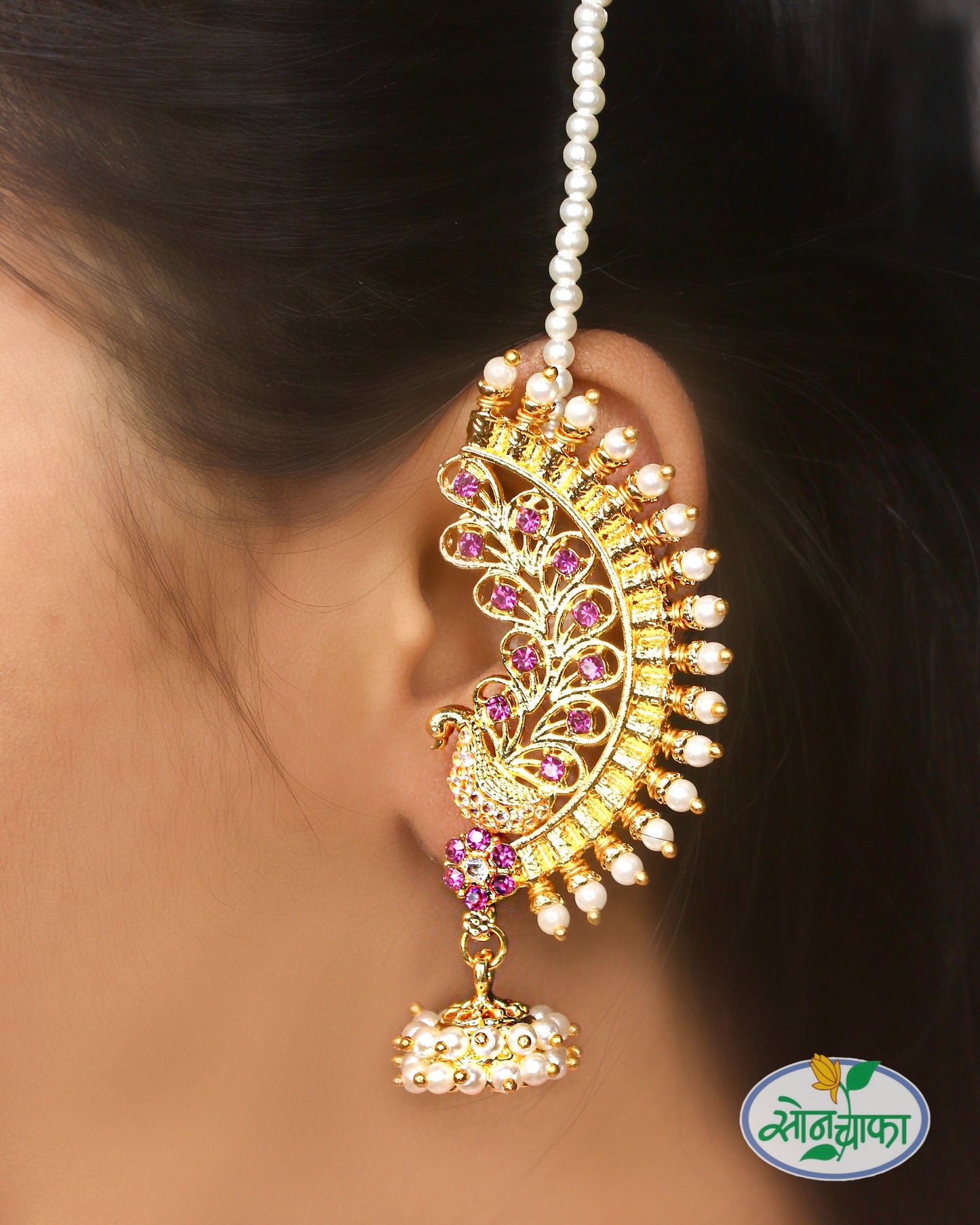 IMPRESSIVE MOTI EAR-CUFFS