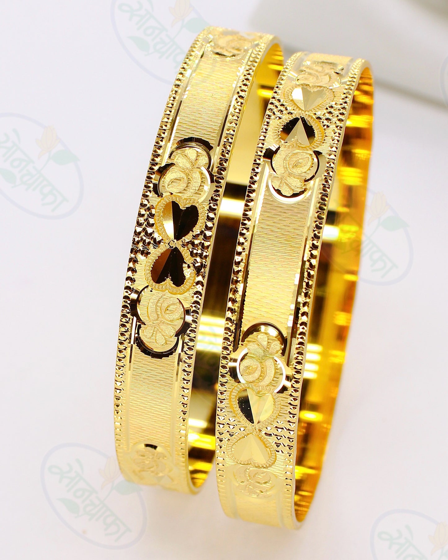 ENTICING GOLD PLATED BANGLES