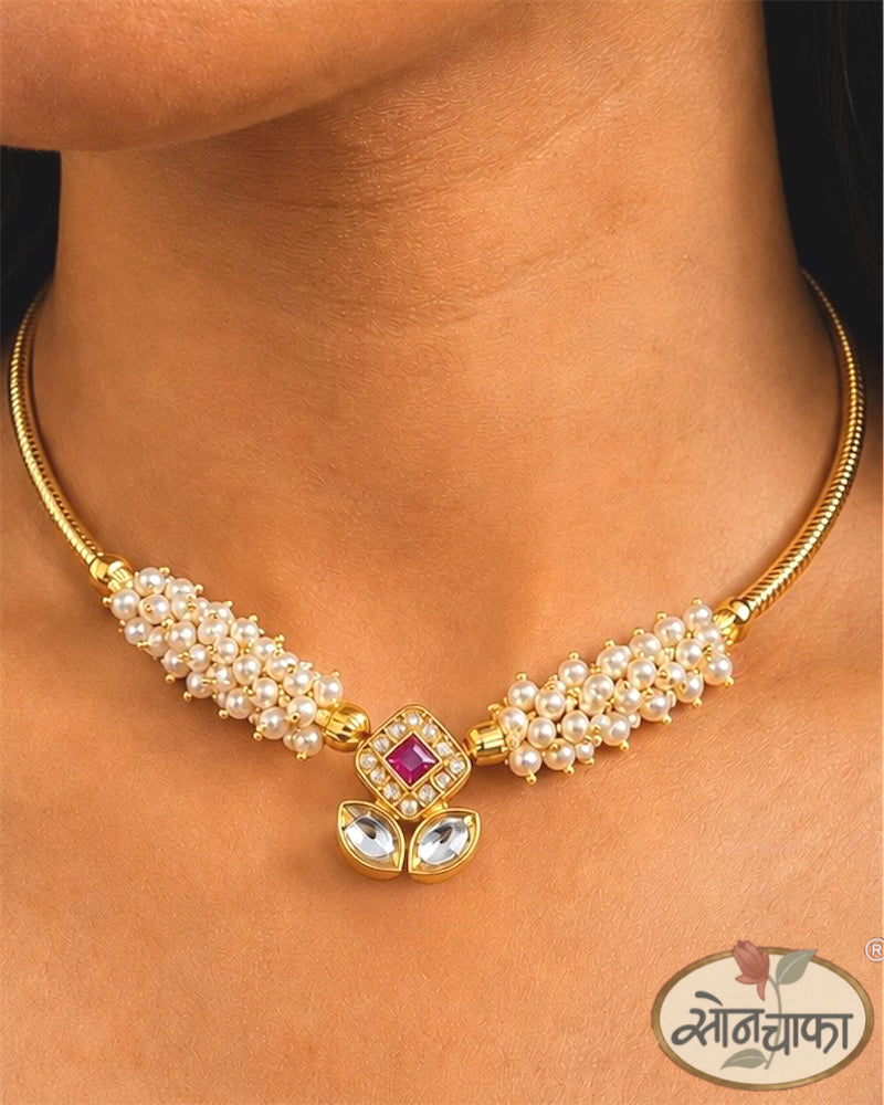 PEARL KUNDAN CHARM SARI  NECKLACE