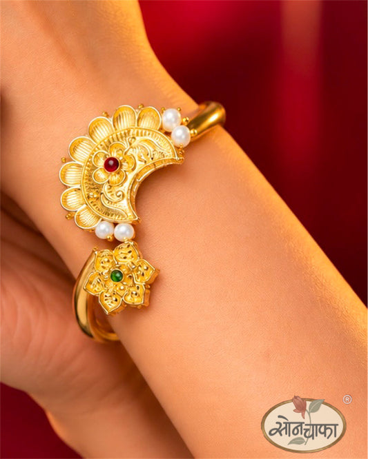 CHANDRAKOR FLORAL DESIGNER KADA