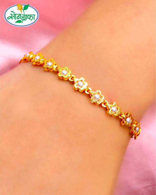 REGAL FLORAL ELEGANCE ANTIQUE BRACELET