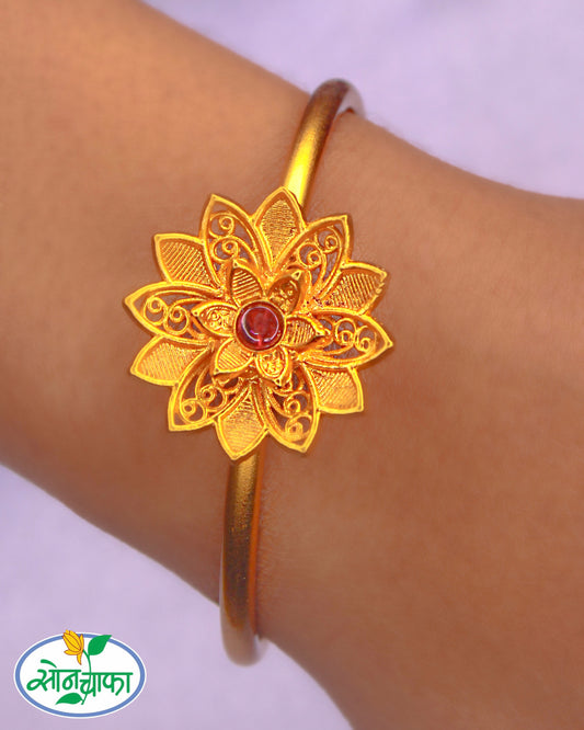 STYLISH PESHWAI KADA